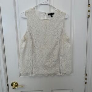Lace Sleeveless Top M